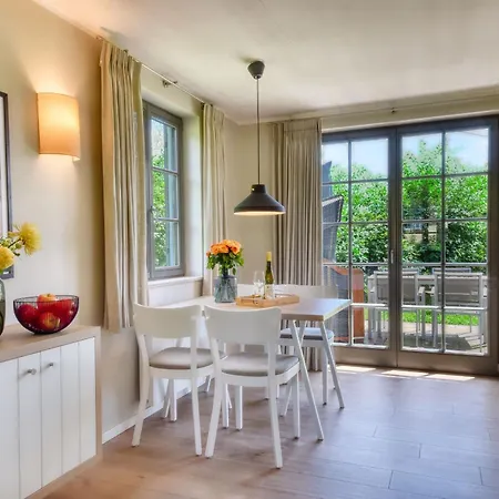 Haus Wiedehopf 03 Klein Stresow Ruegen By Ruyastay 푸트버스